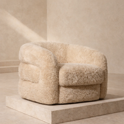 Aderente Fur Lounge Chair
