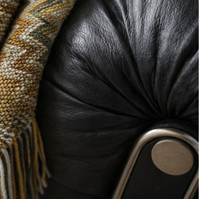 SLUNG LOUNGE CHAIR